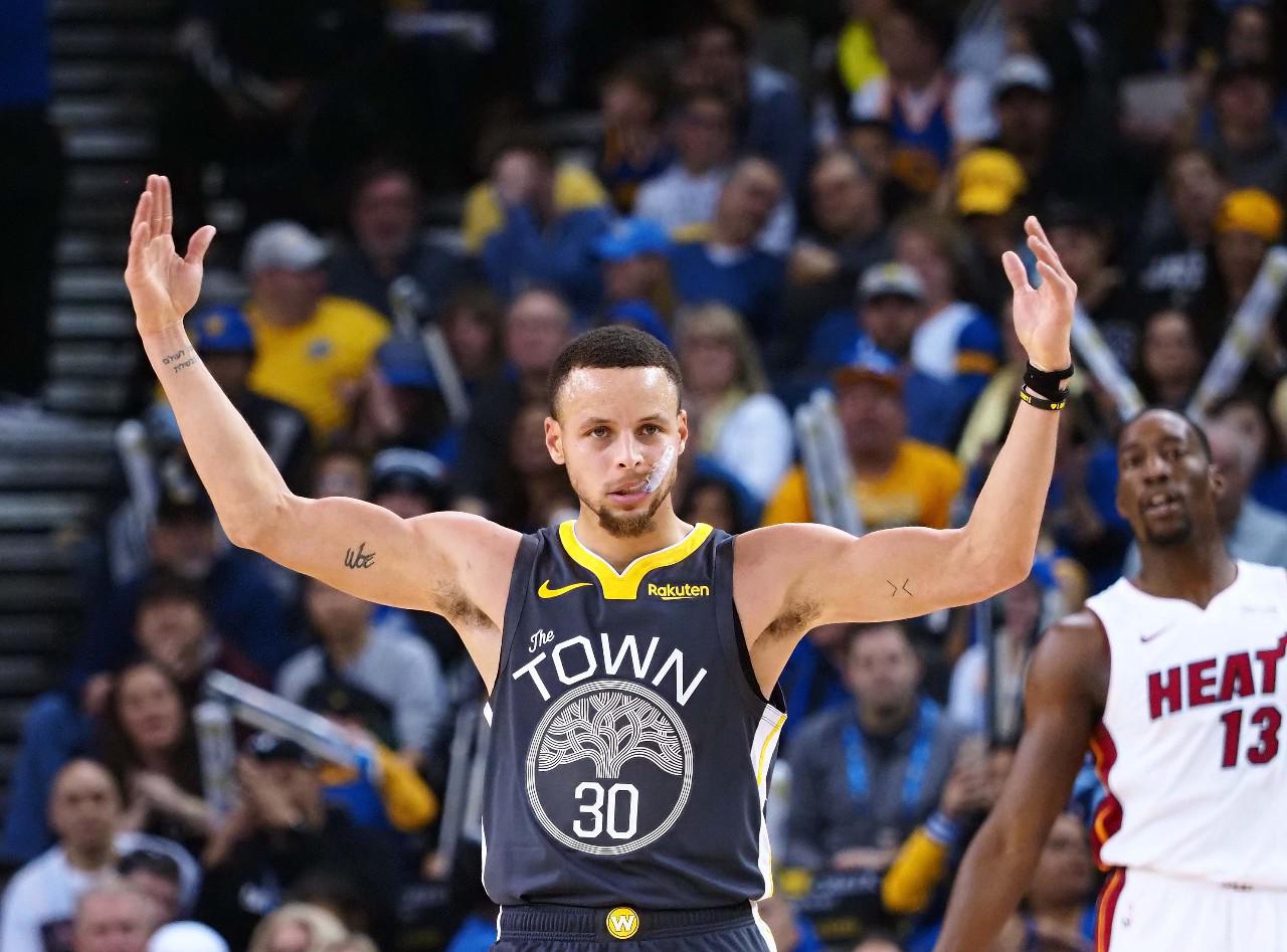 日益激烈的 日益激烈的